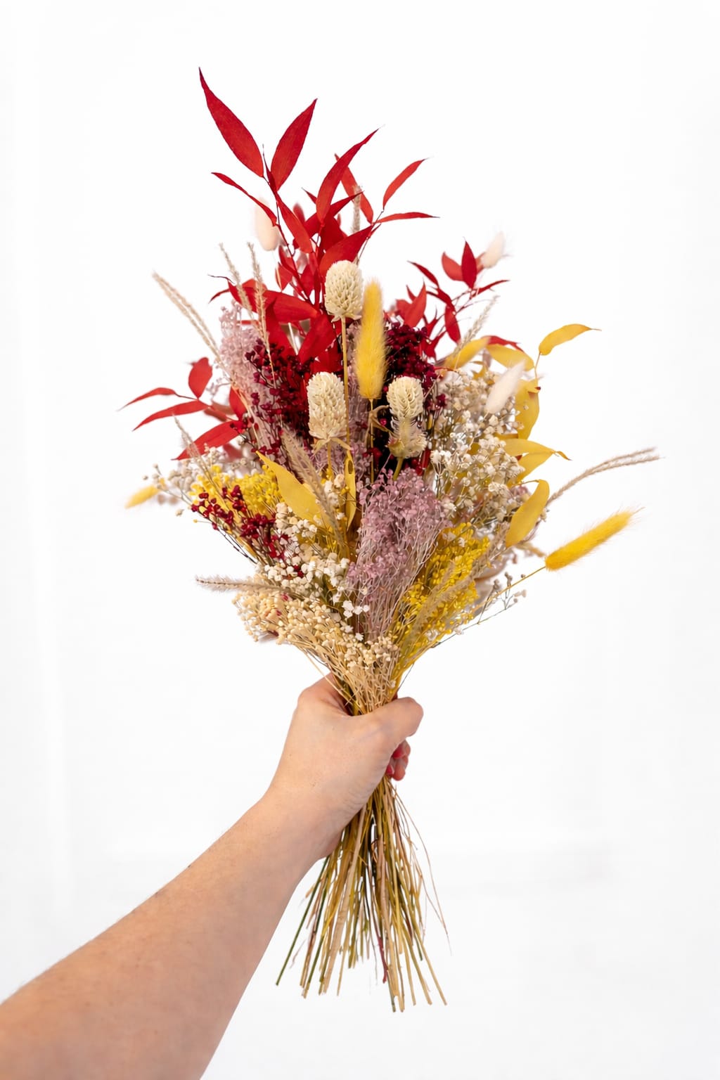 Ramo “Alegría” – Flores preservadas en tonos rojos y amarillos